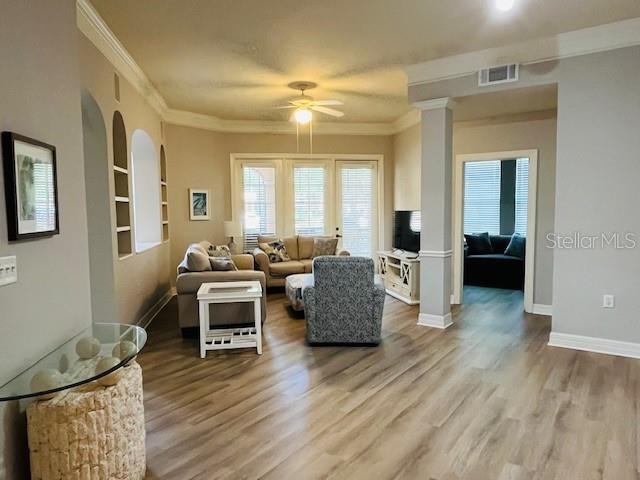 Building Photo - 515 Mirasol Cir