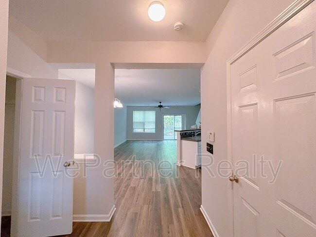 Building Photo - 3459 Dianthus Ln NW