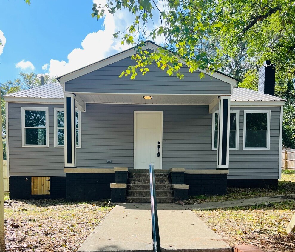 Foto principal - Stunning 3/2 Available December 1st!