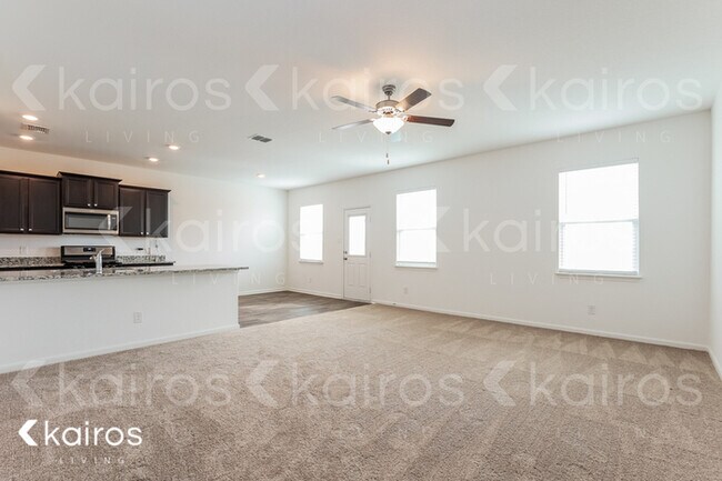 Foto del edificio - 930 Shady Brook