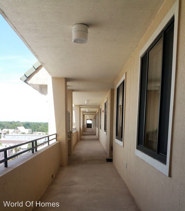 Building Photo - 111 E Monument Ave