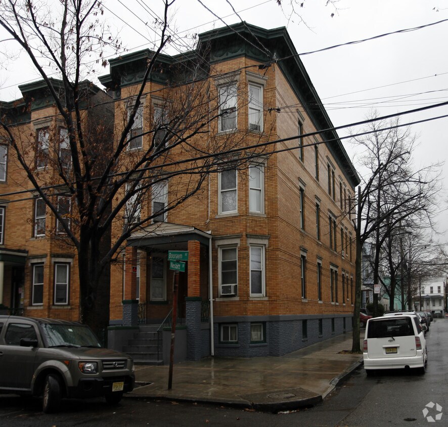 Building Photo - 129 Booraem Ave
