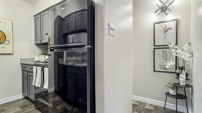 Kitchen  A2-1BR-1BA-V at SoCo-003.jpg - V at SoCo