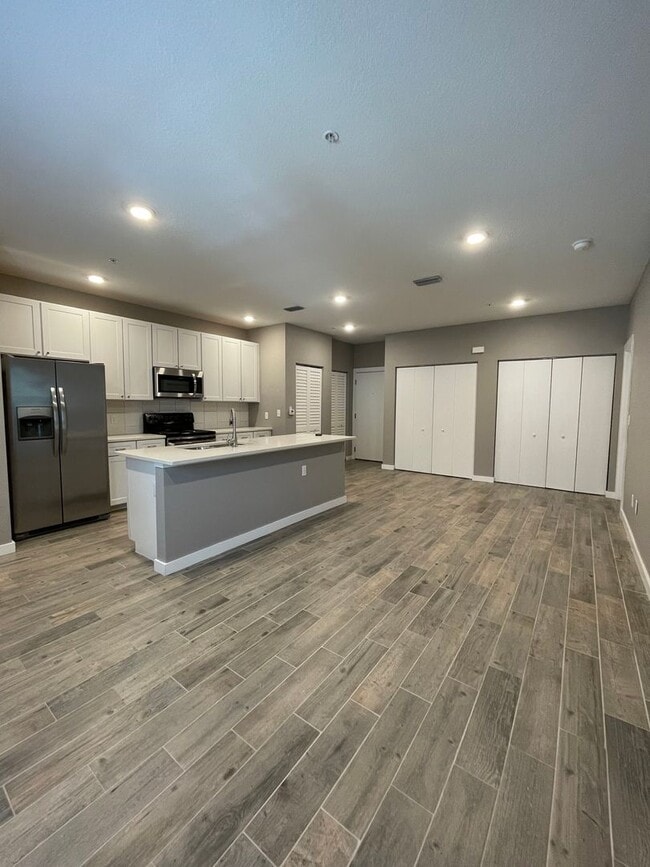 Interior Photo - A1011 Woodbury Row Phase III