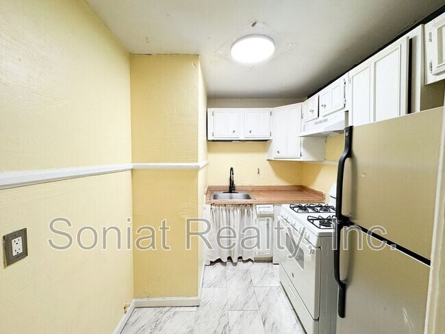 Foto del edificio - 619 St Philip St