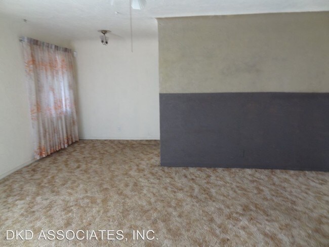 Building Photo - 3117 Van Buren Ave