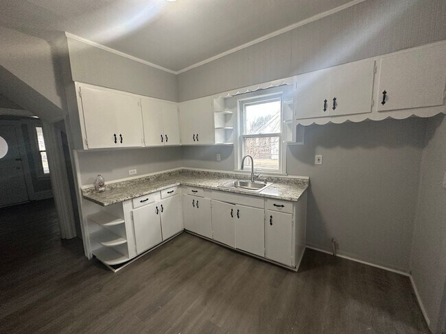 Foto del edificio - North Collinwood 4 bedroom single