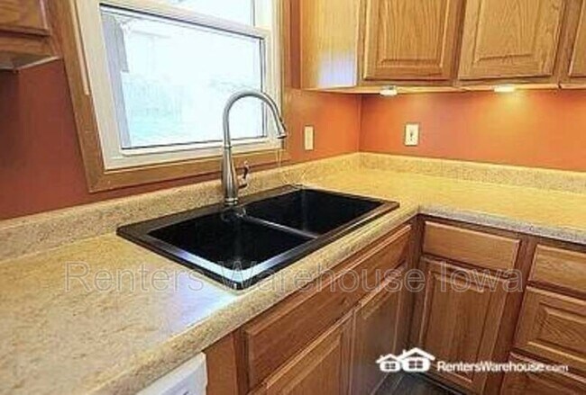 Foto del edificio - 1004 NE Jacob St