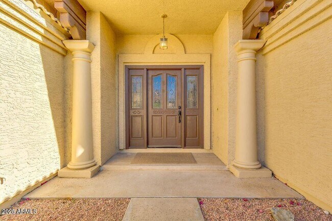 Building Photo - 3913 E Amberwood Dr