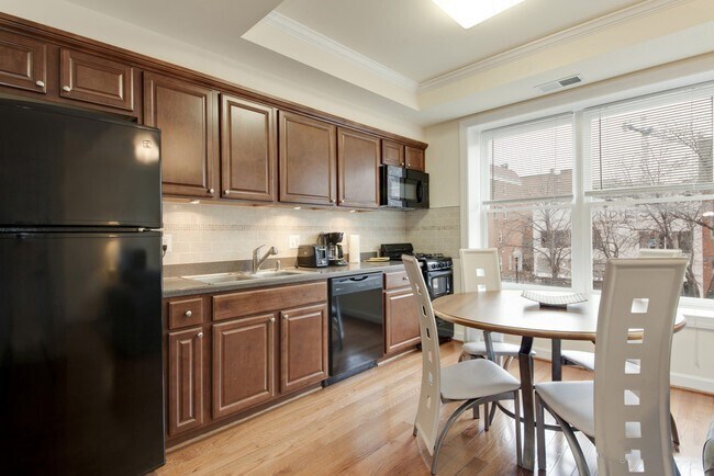 Foto del edificio - 1917 18th St NW