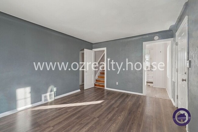 Building Photo - 2022 Balkan Pl