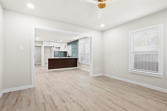 Foto del edificio - 1300 E Baltimore Ave