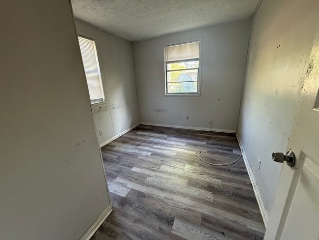 Building Photo - 3516 Penton St