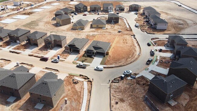 Building Photo - 27023 Beacon Glen Dr