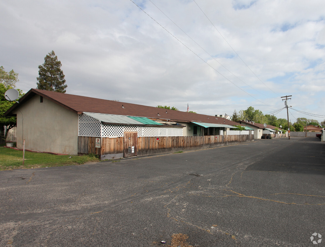 Building Photo - Turlock Senior Citizens Apartments