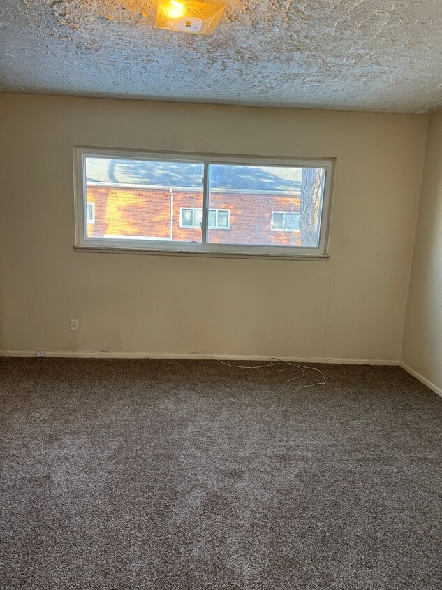 Foto del edificio - Warrensville Heights 2 bedroom Townhome