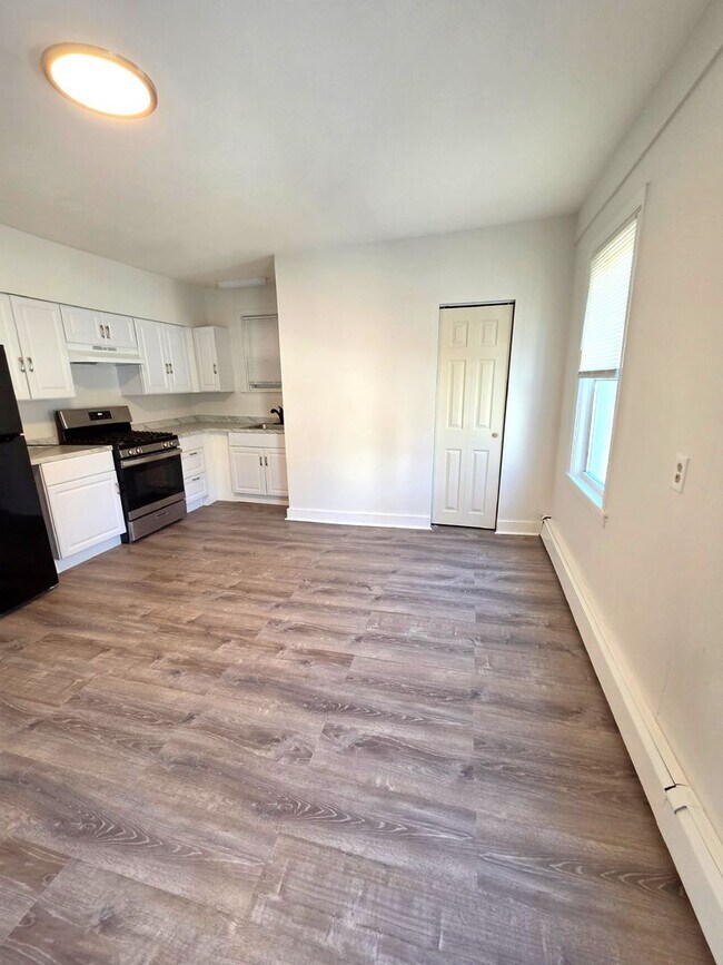 Foto del edificio - 91-99 Ives Street