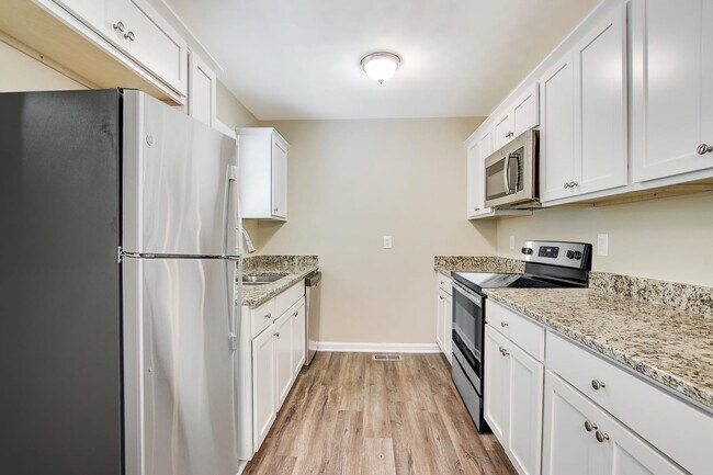 Foto del edificio - 3226 Browns Mill Rd Se