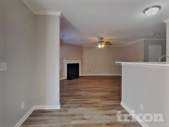 Building Photo - 6231 Creekbrooke Ct