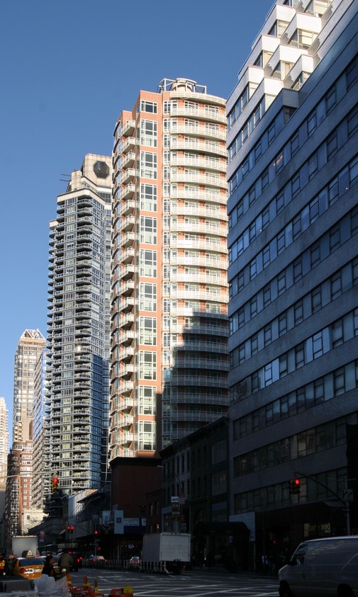 Primary Photo - 205 E 59th St