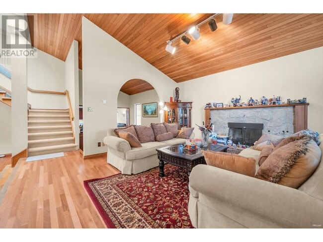 Building Photo - 6551 Dunsany Pl