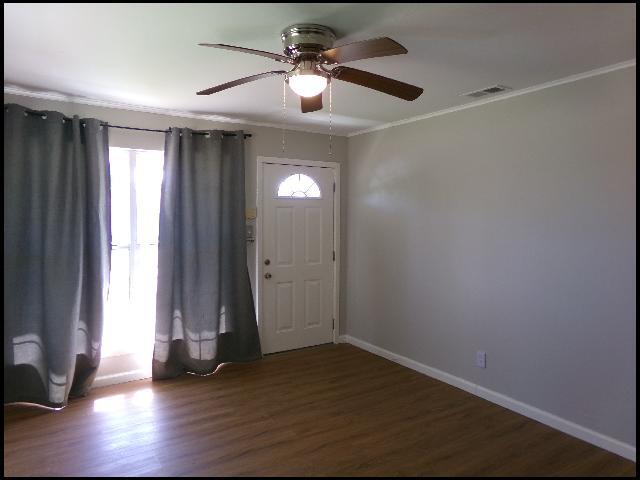 Foto del edificio - 2107 Muldrow Dr