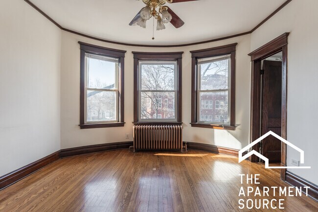 Building Photo - 2701 N Whipple St