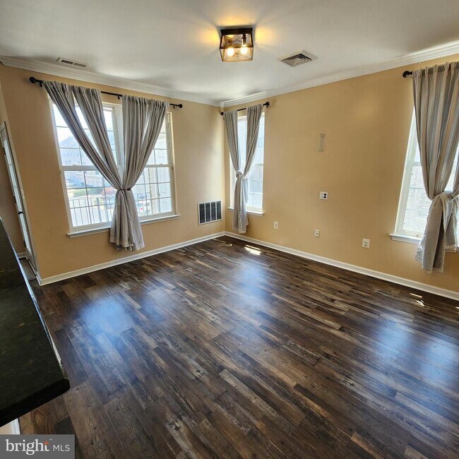 Foto del edificio - 1301 N 32nd St