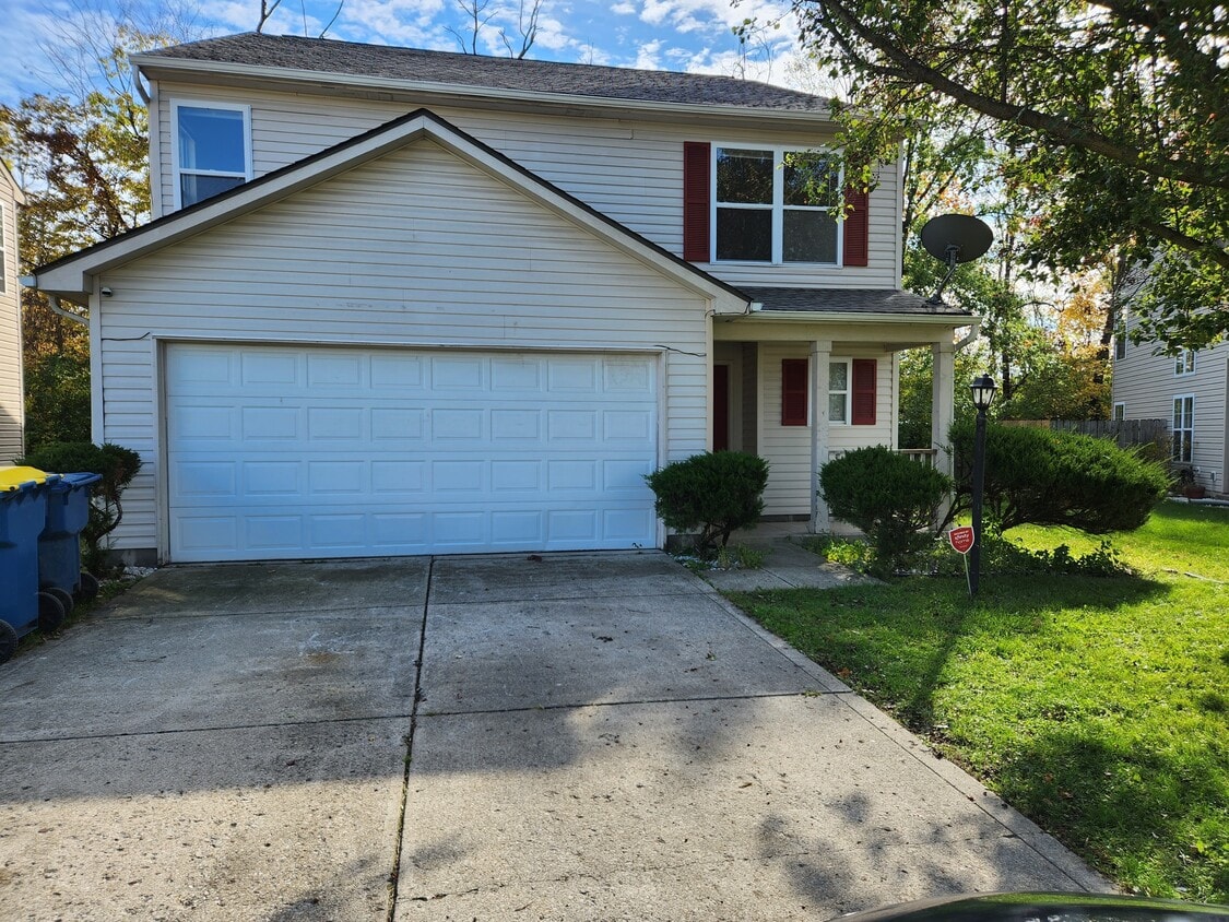 10703 Sterling Apple Dr, Indianapolis, IN 46235 House Rental in