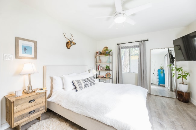 Photo - 1326 W Roma Ave House