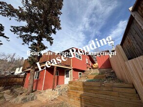 Building Photo - 2855 SE Grapevine Rd