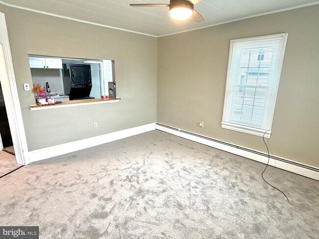 Building Photo - 14 Penn Ave