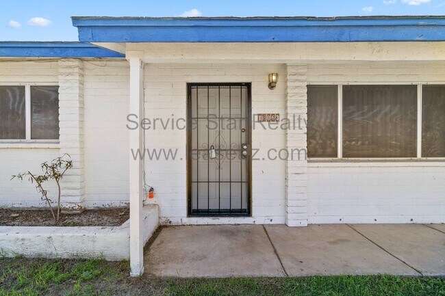 Foto del edificio - 18063 N Villa Rita Dr