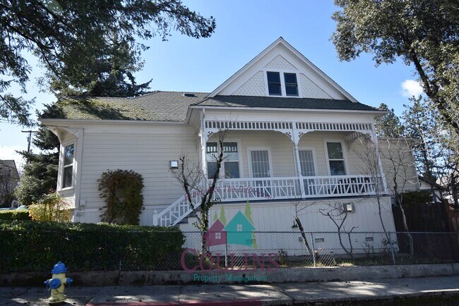 Building Photo - 124 Winchester St