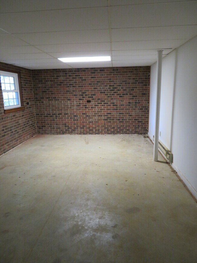Heated Storage Room in Basement - 1707 Wedgewood Dr