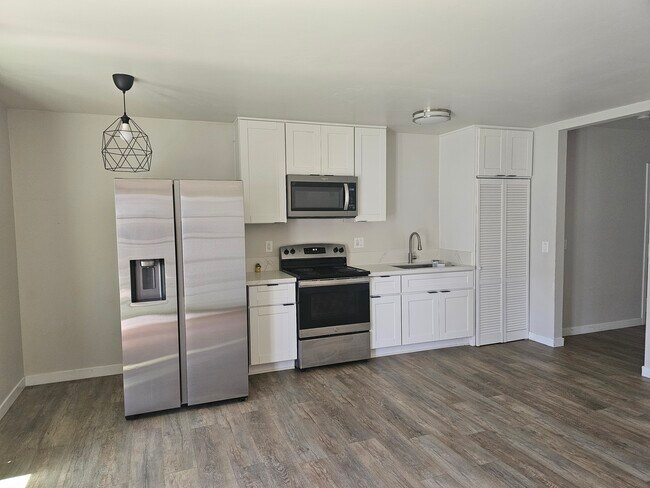 Building Photo - 3106 Marmil Ave