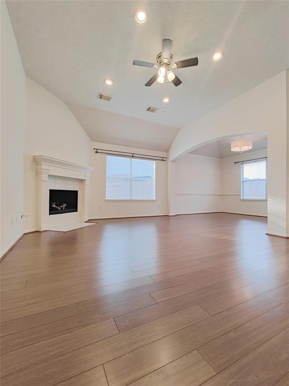 Foto del edificio - 3323 Glenhill Dr