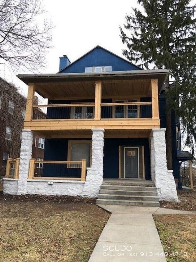 Primary Photo - Beautiful, Newly Renovated Triplex!