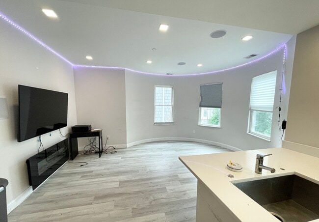 Foto del edificio - 117 Hillside St