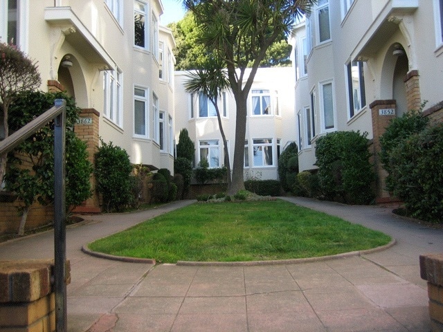 Building Photo - 3852 California St