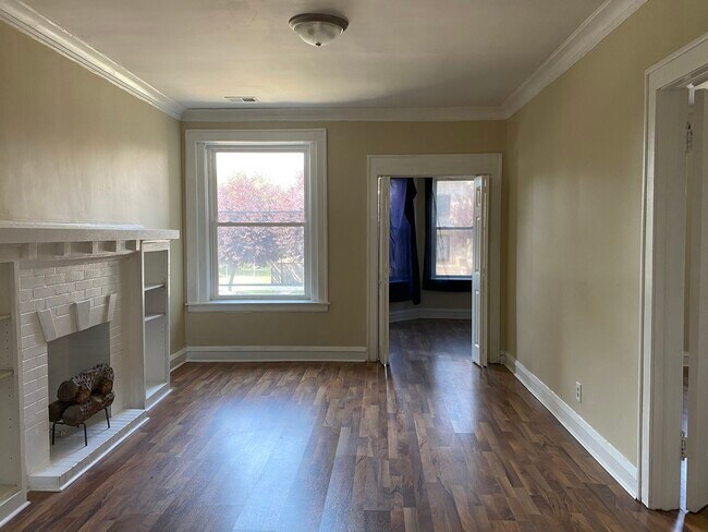 Foto del edificio - 3141 W Washington Blvd