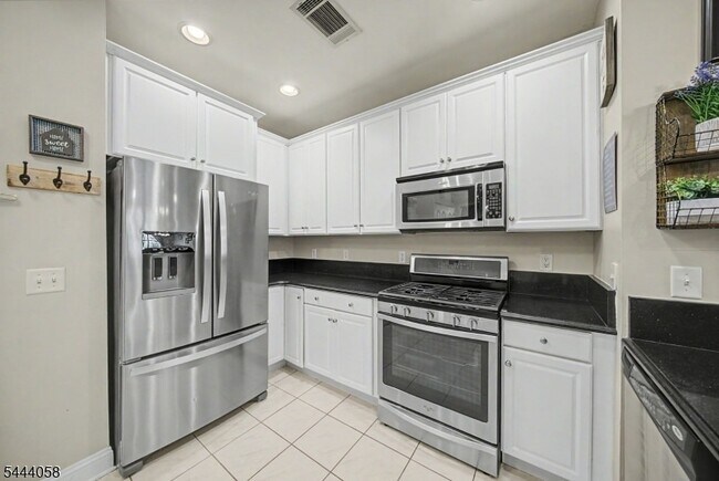 Foto del edificio - 7319 Coventry Ct