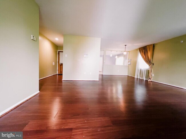 Building Photo - 12304 Melling Ln