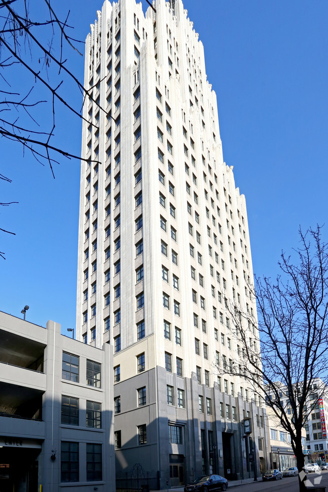 Building Photo - The Continental Life Building