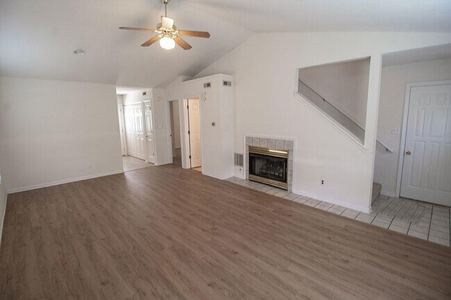 Building Photo - 5200 Tessa Way