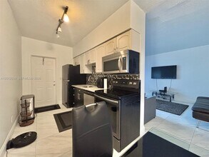 Building Photo - 2200 S Ocean Dr