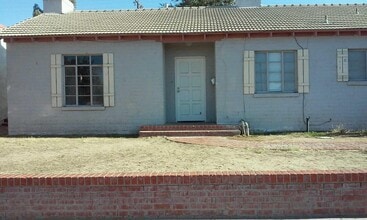 Building Photo - 108 E Buena Vista St