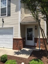 Building Photo - 3111 Alder Way Building Photo - 3111 Alder Way