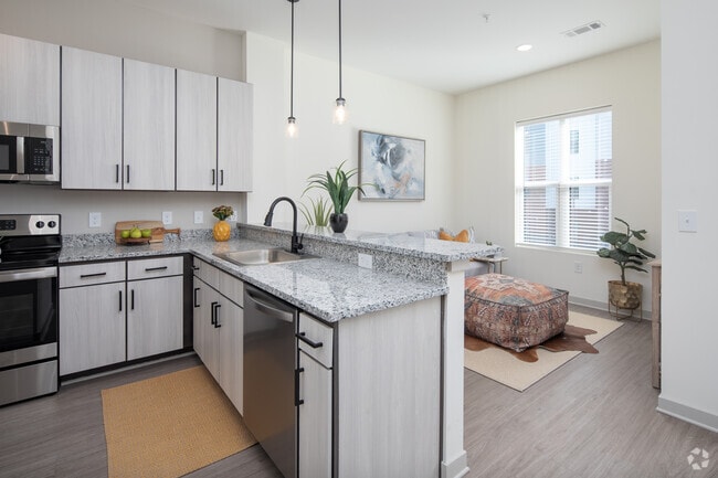 Studio - Natchez - 538SF - Kitchen - xThe Crockett Apartments