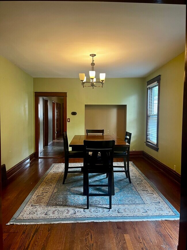 Foto del edificio - 12631 Elm St
